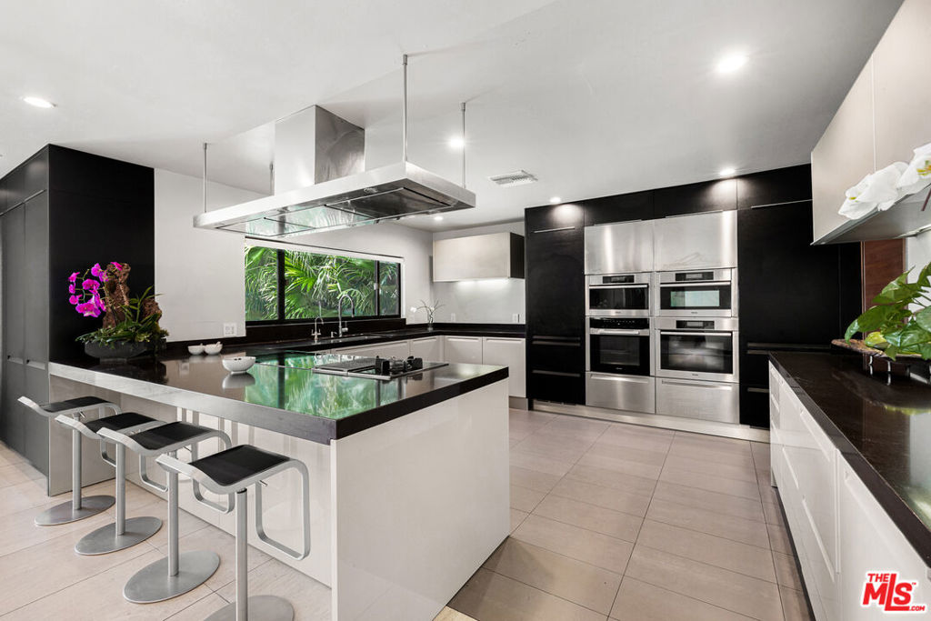 2052 Stradella Road Property Photo 13