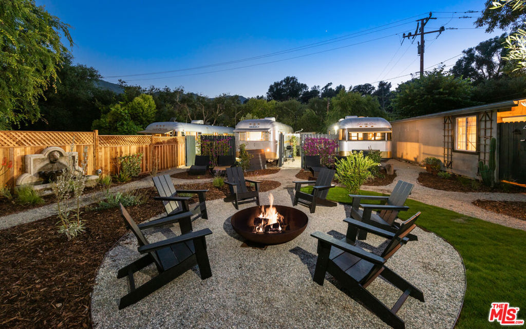 272 N Topanga 3 Property Photo 1