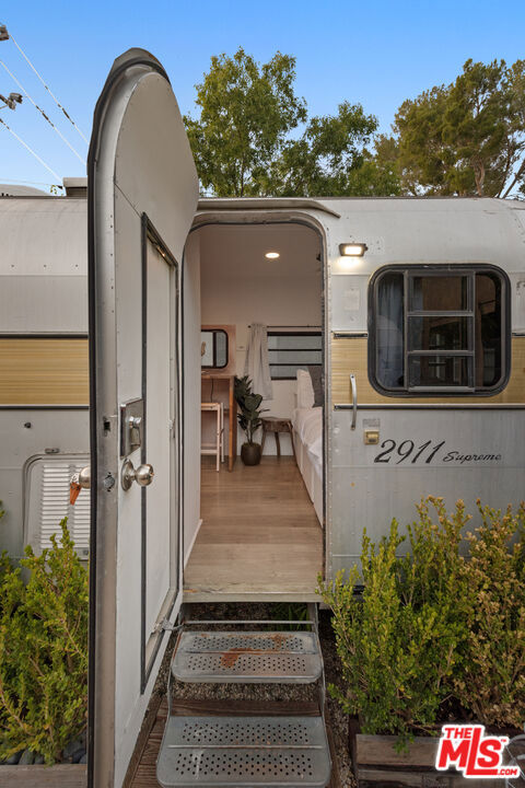 272 N Topanga 3 Property Photo 6