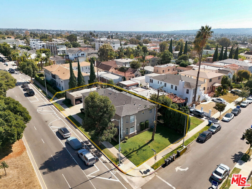 5470 W San Vicente Boulevard Property Photo 6