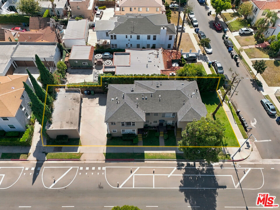 5470 W San Vicente Boulevard Property Photo 15