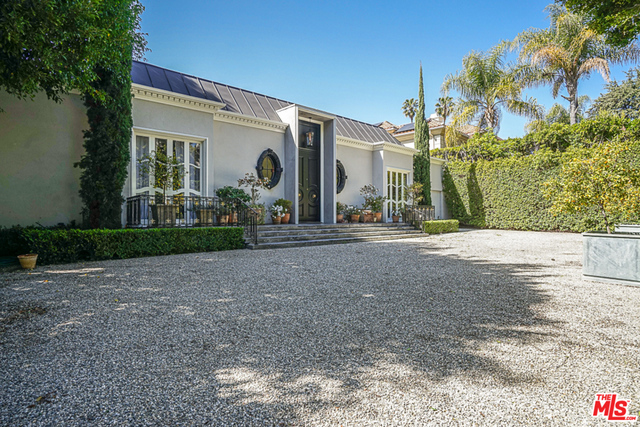 517 N Rodeo Drive Property Photo 1