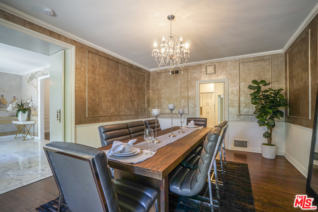 517 N Rodeo Drive Property Photo 10