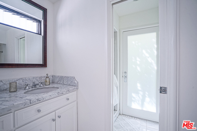 517 N Rodeo Drive Property Photo 22