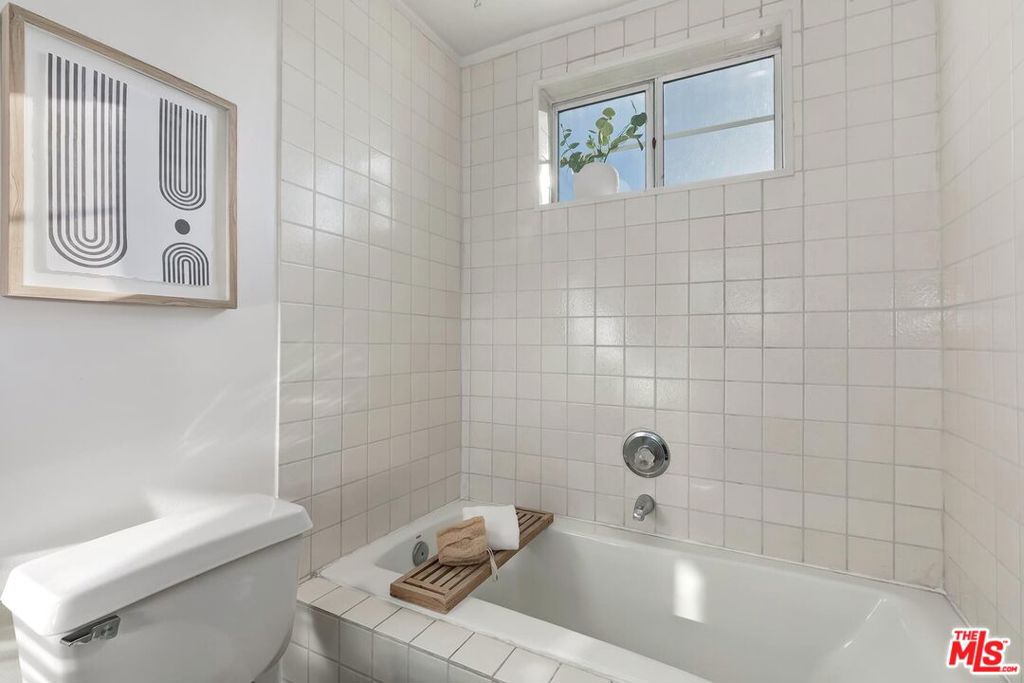 9815 Regent Street 2 Property Photo 23