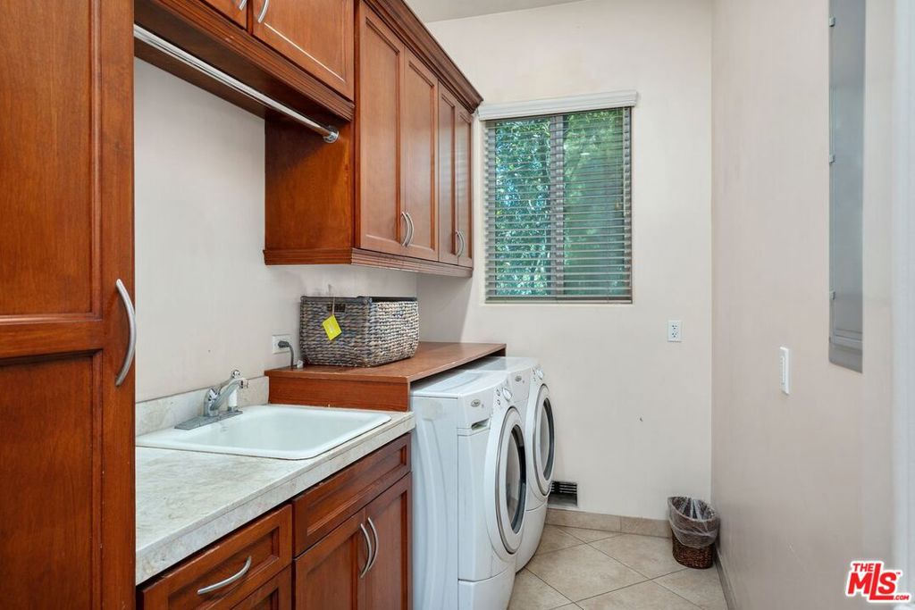 5303 Mecca Avenue Property Photo 27
