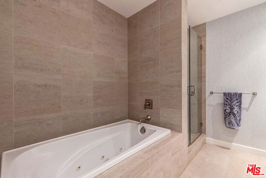 515 Ocean Avenue 307s Property Photo 19