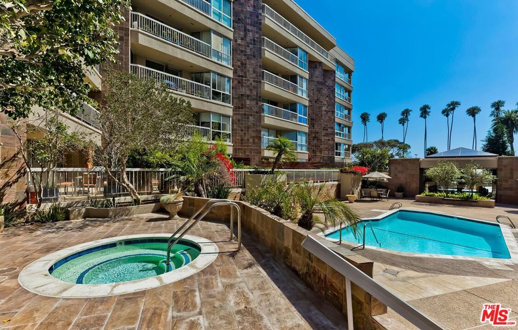 515 Ocean Avenue 307s Property Photo 31
