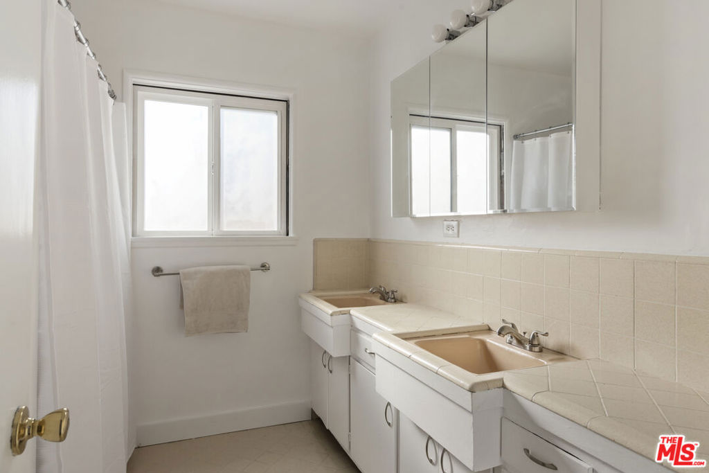 15151 Enadia Way Property Photo 27