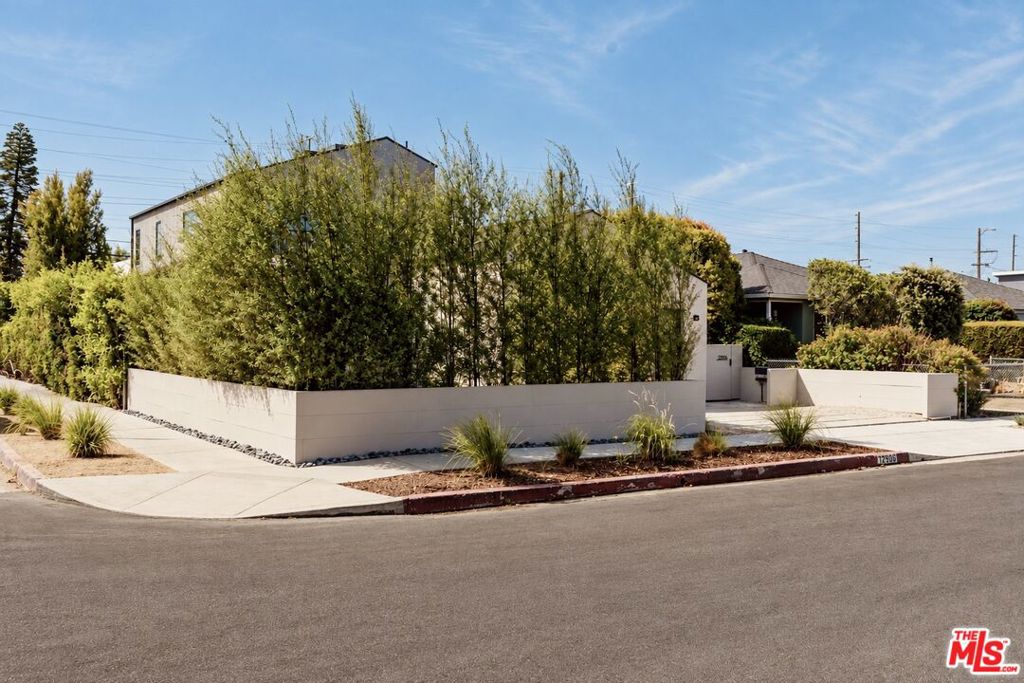 12906 Rubens Avenue Property Photo 43