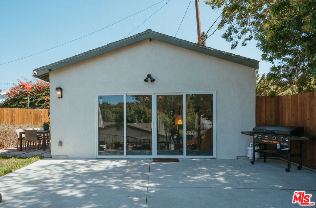 1316 N Chester Avenue Property Photo 35