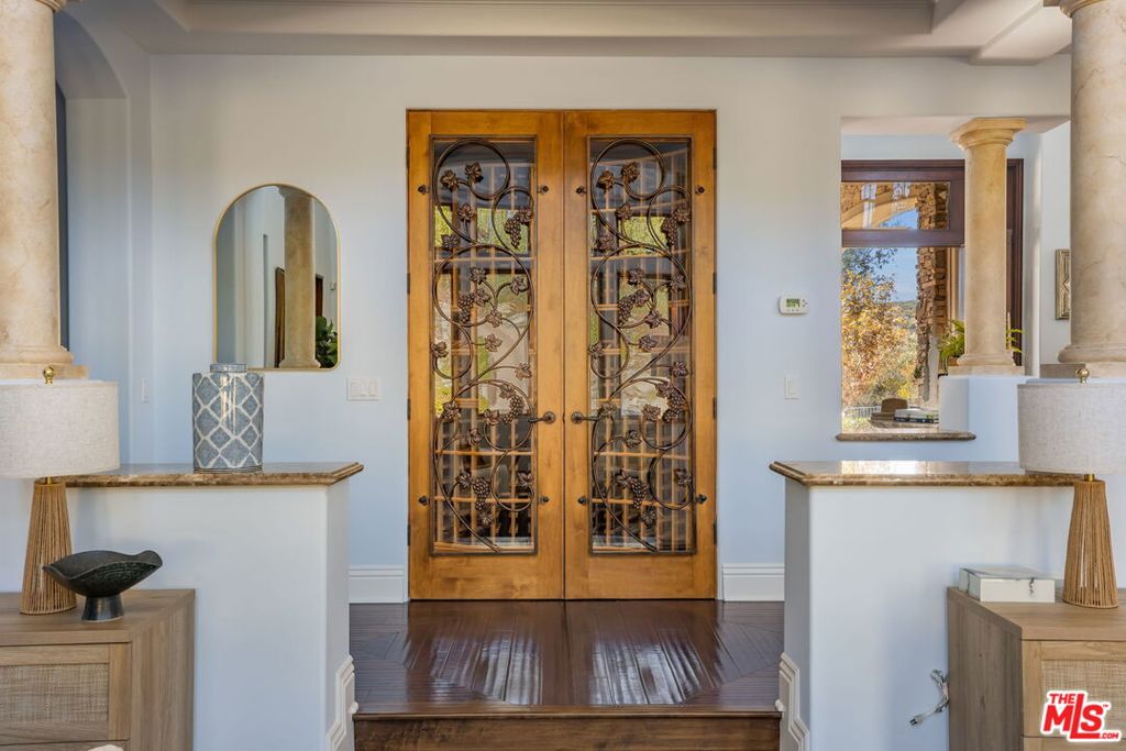 710 Rancho Dos Vientos Drive Property Photo 12
