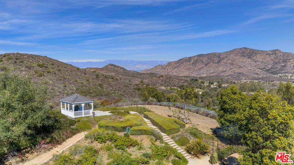 710 Rancho Dos Vientos Drive Property Photo 41
