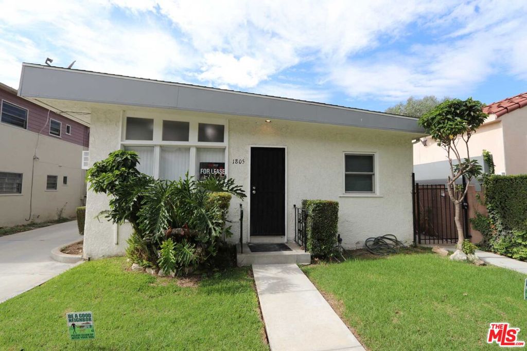 1805 Silver Lake Boulevard Property Photo 3