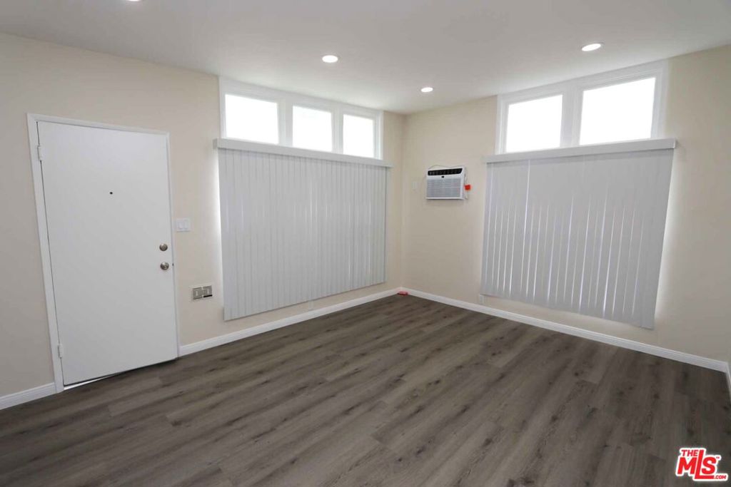 1805 Silver Lake Boulevard Property Photo 8