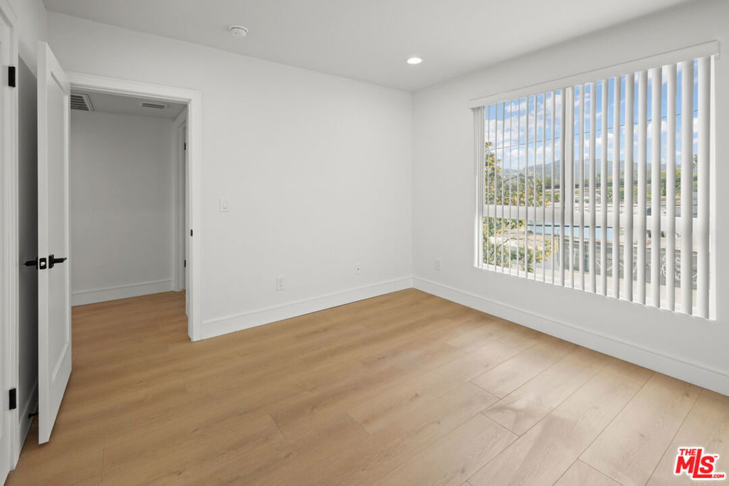 2700 Larga Drive 3055 1/2 A Property Photo 25