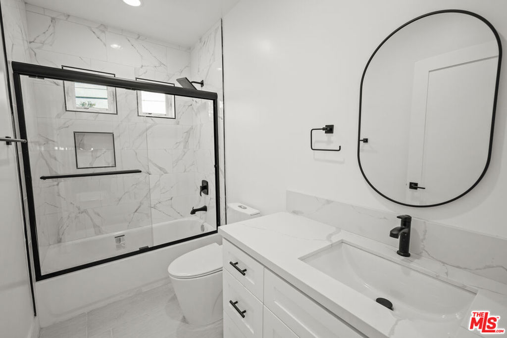 2700 Larga Drive 3055 1/2 A Property Photo 27