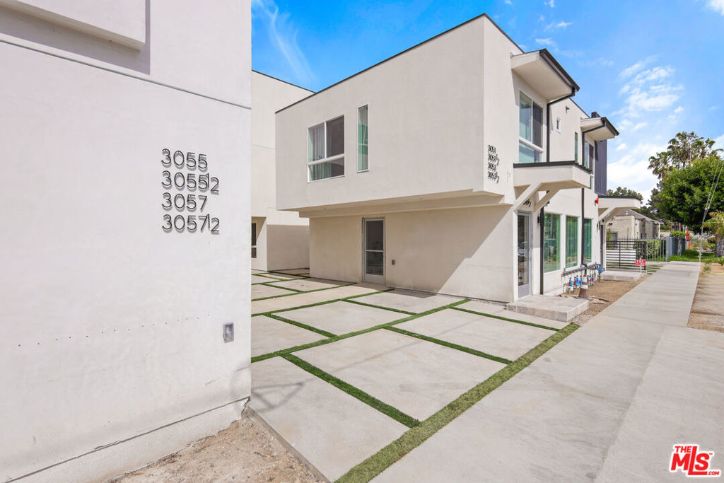 2700 Larga Drive 3055 1/2 A Property Photo 31