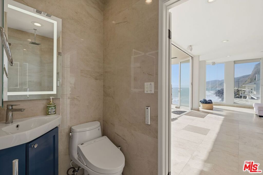 11344 Pacific Coast Highway Property Photo 11