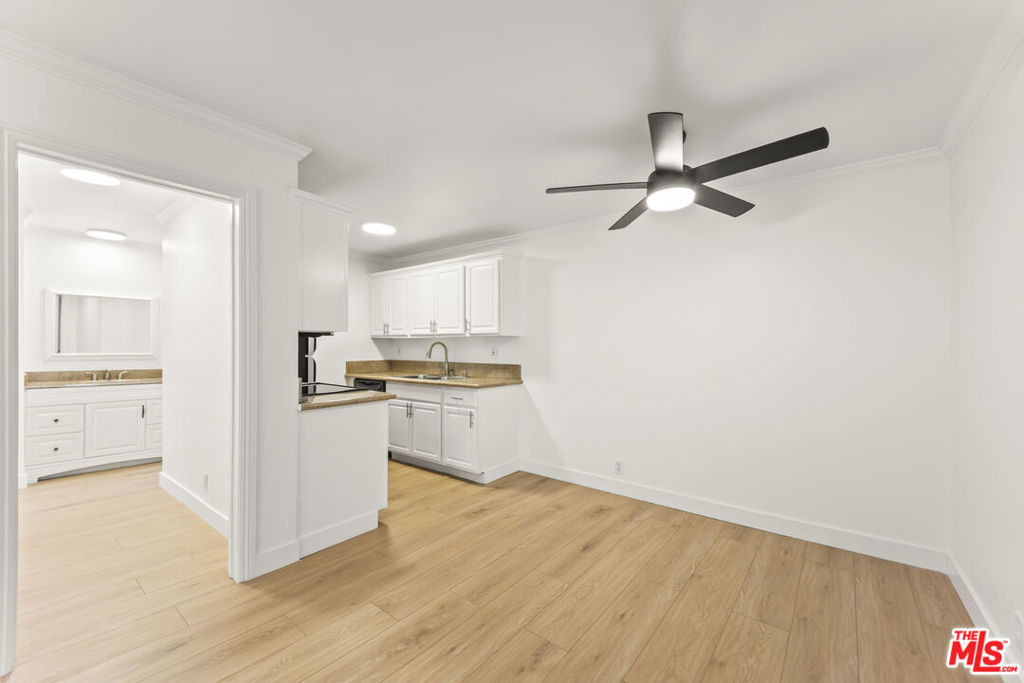2901 4th Street 103 Property Photo 5