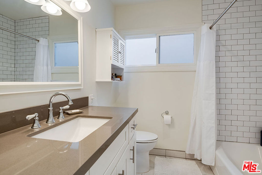 231 Longfellow Avenue Property Photo 23