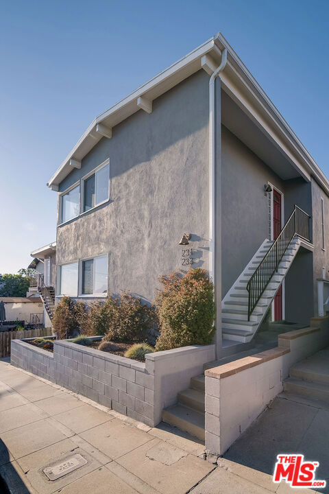 231 Longfellow Avenue Property Photo 28