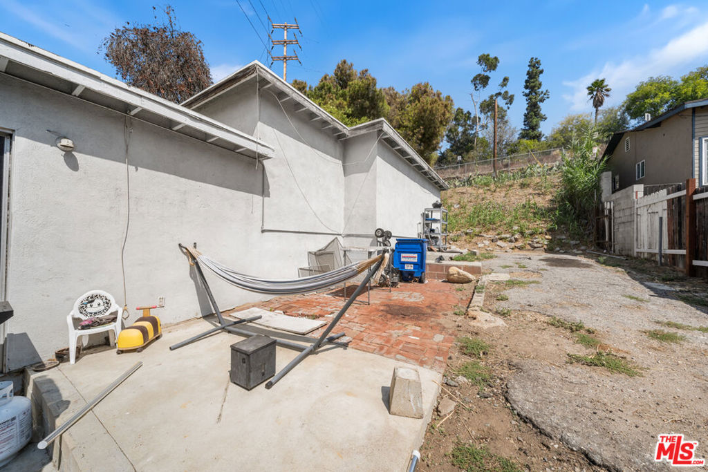 6407 La Riba Way Property Photo 25