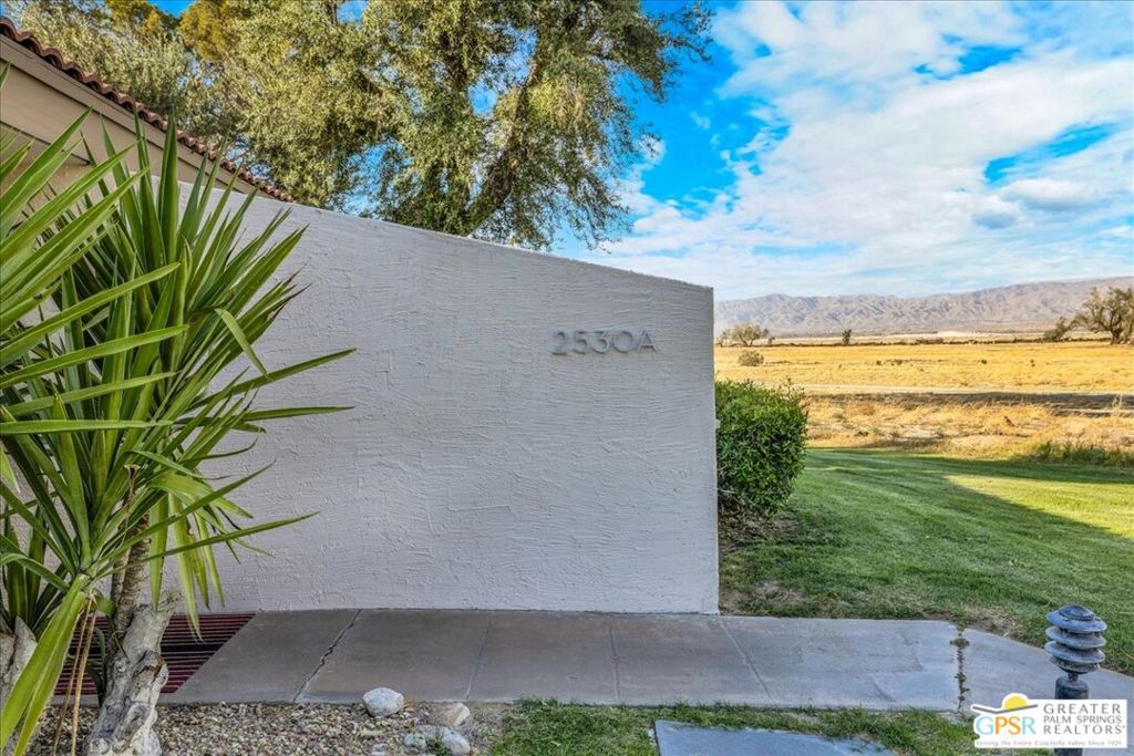 2530 N Whitewater Club Drive A Property Photo 2