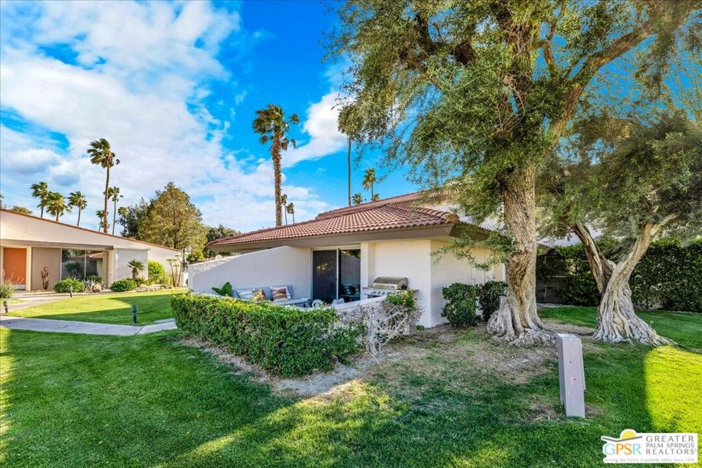 2530 N Whitewater Club Drive A Property Photo 31