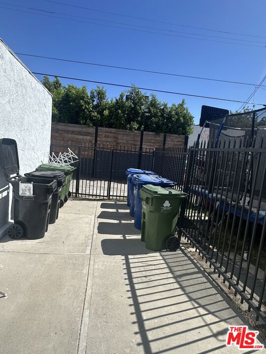 1706 S Crescent Heights Boulevard Property Photo 19