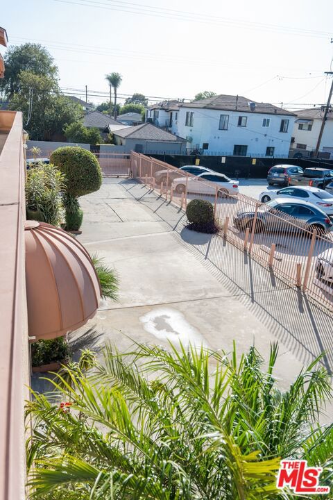 3527 W Beverly Boulevard Property Photo 24