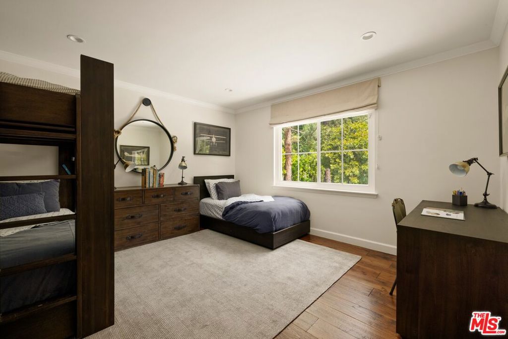 2878 Royston Place Property Photo 17