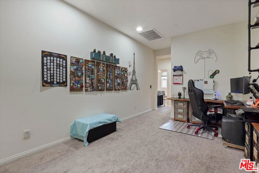 2431 Birchknoll Court 2 Property Photo 15