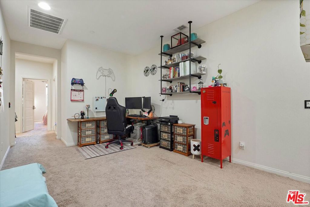 2431 Birchknoll Court 2 Property Photo 16