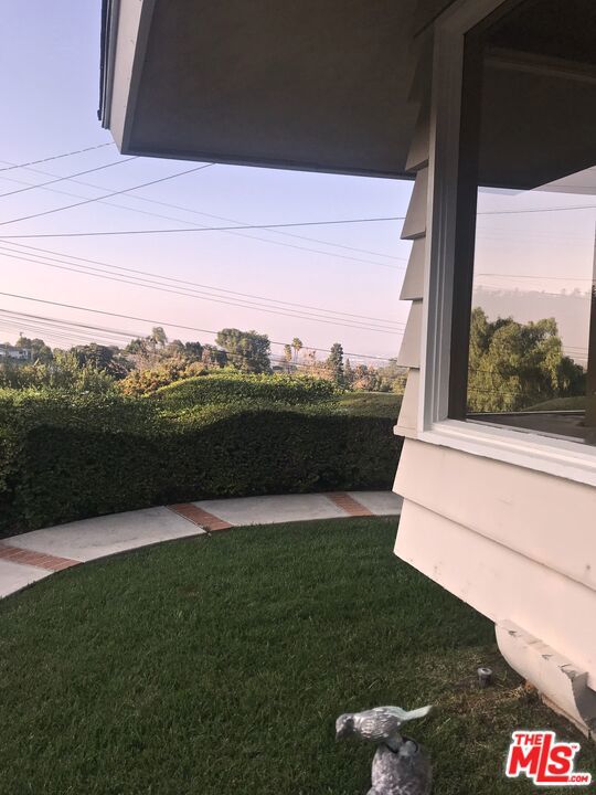 10 Sweetgrass Lane Property Photo 4