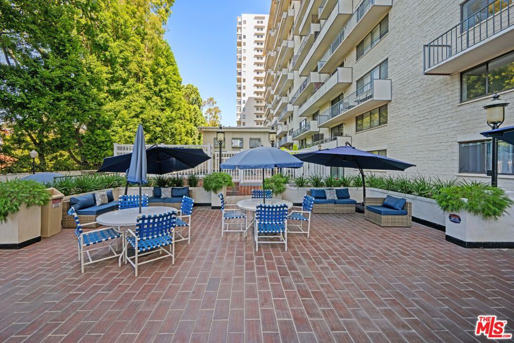 10535 Wilshire Boulevard 1412 Property Photo 35