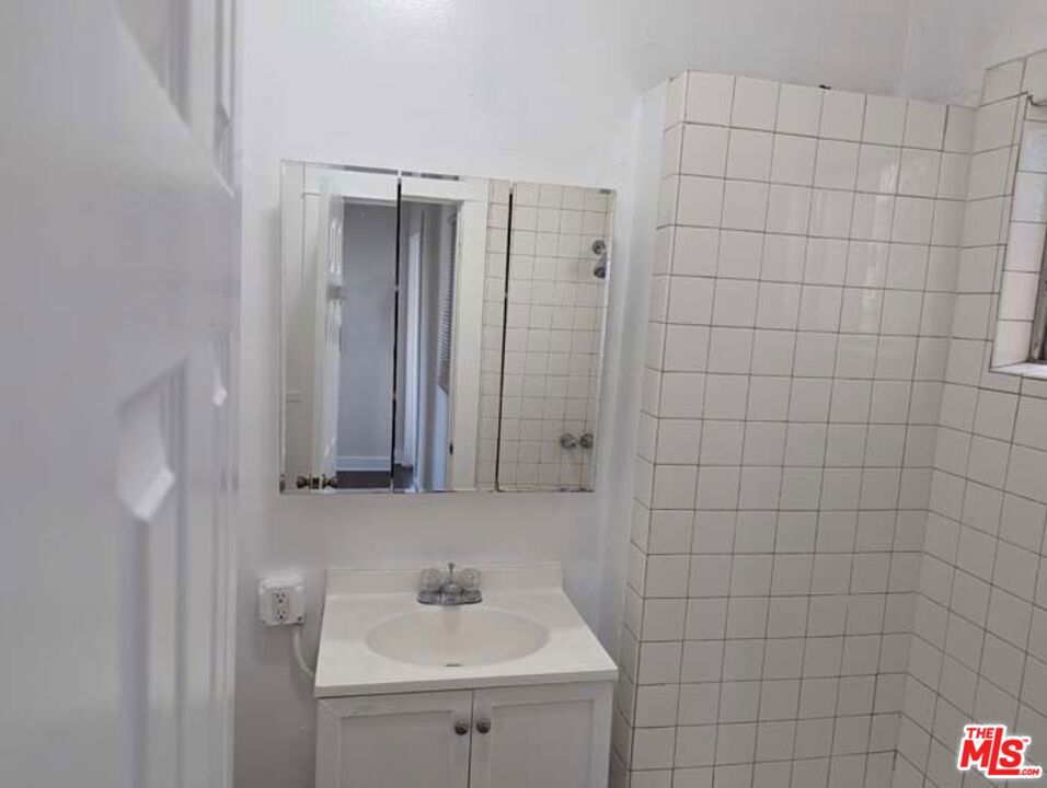 1298 Queen Anne Pl. 04 Property Photo 8