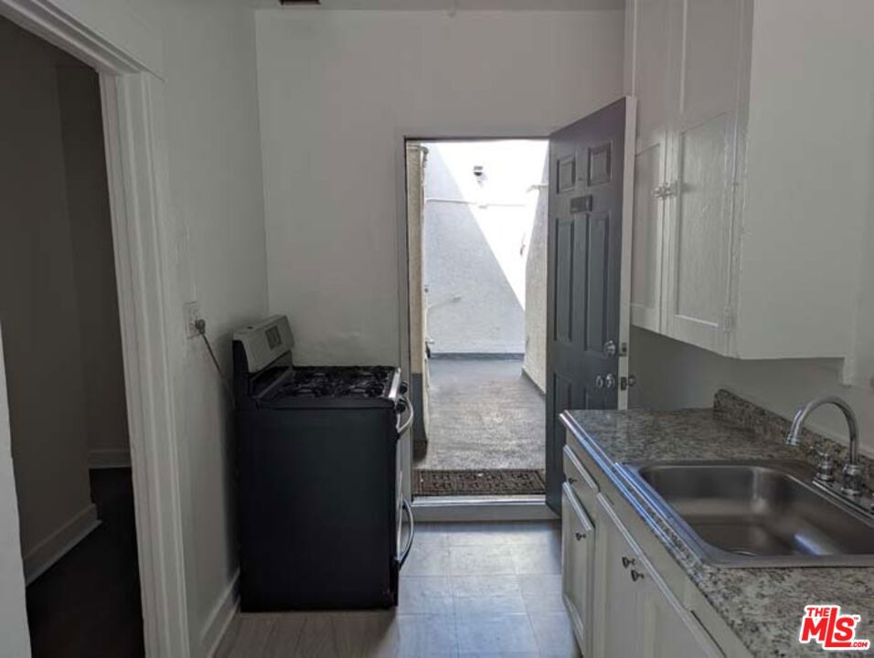 1298 Queen Anne Pl. 04 Property Photo 12