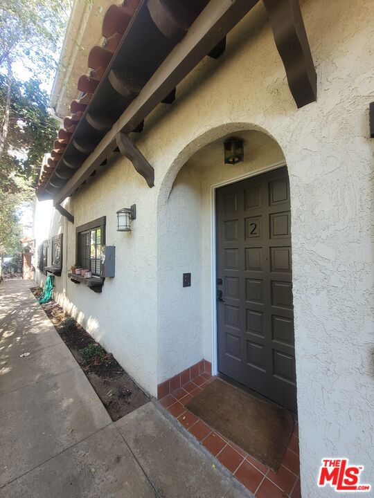 818 14th Street 2 Property Photo 3