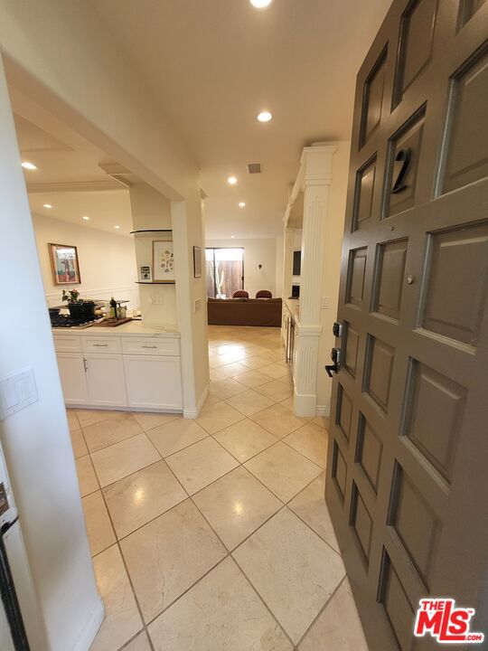 818 14th Street 2 Property Photo 4