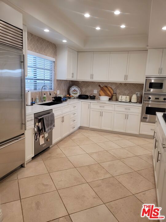 818 14th Street 2 Property Photo 6