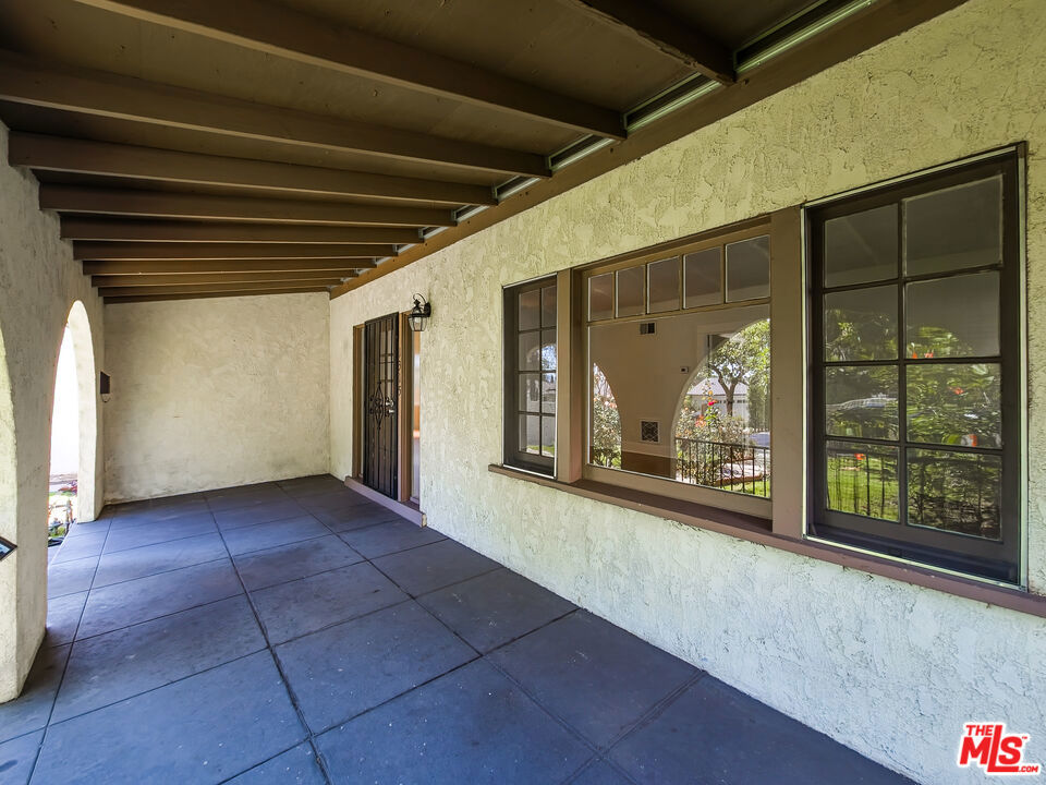 1315 Winchester Avenue Property Photo 3