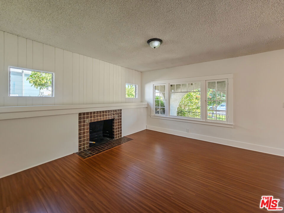 1315 Winchester Avenue Property Photo 6