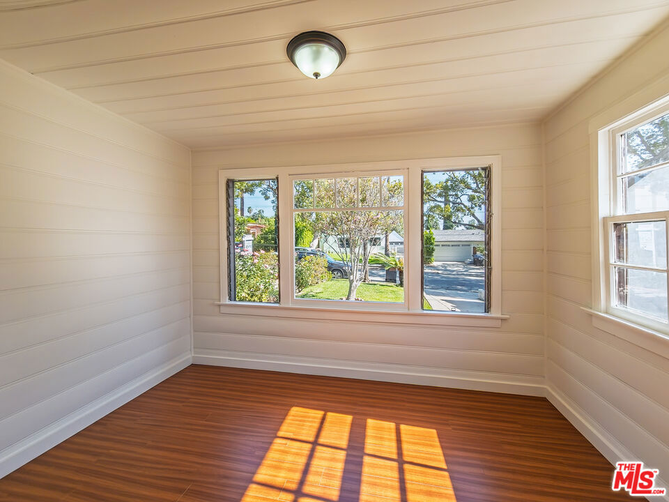 1315 Winchester Avenue Property Photo 9