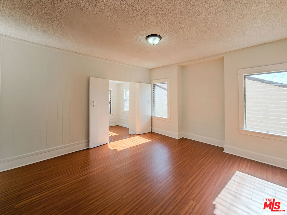 1315 Winchester Avenue Property Photo 11