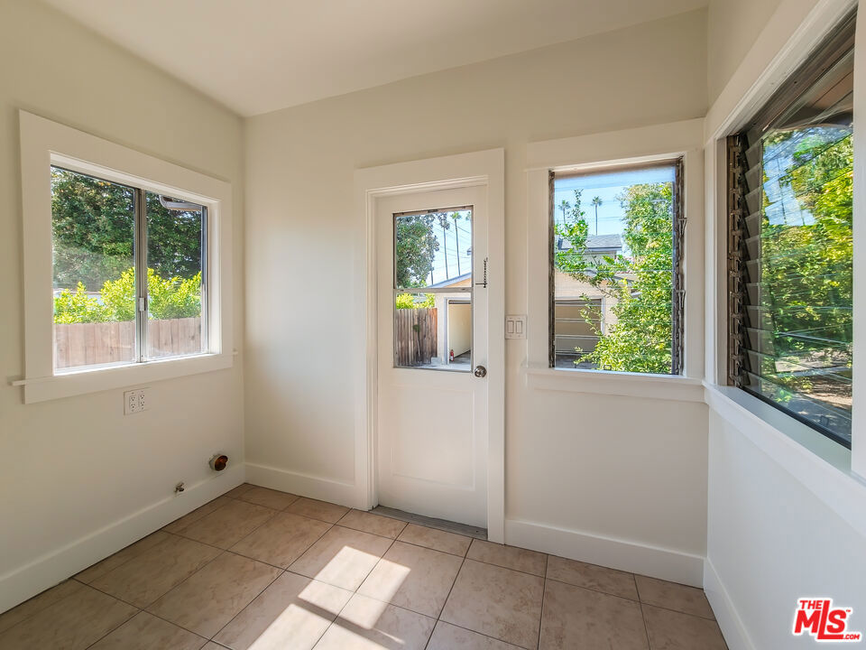 1315 Winchester Avenue Property Photo 14