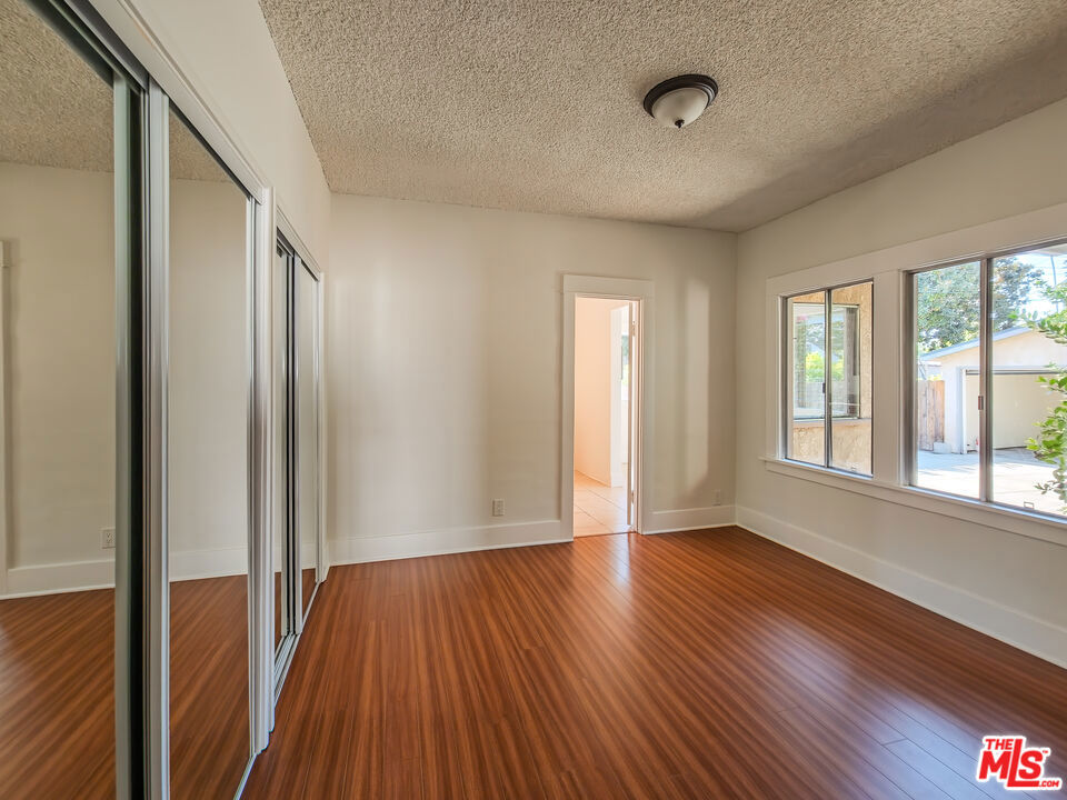 1315 Winchester Avenue Property Photo 15