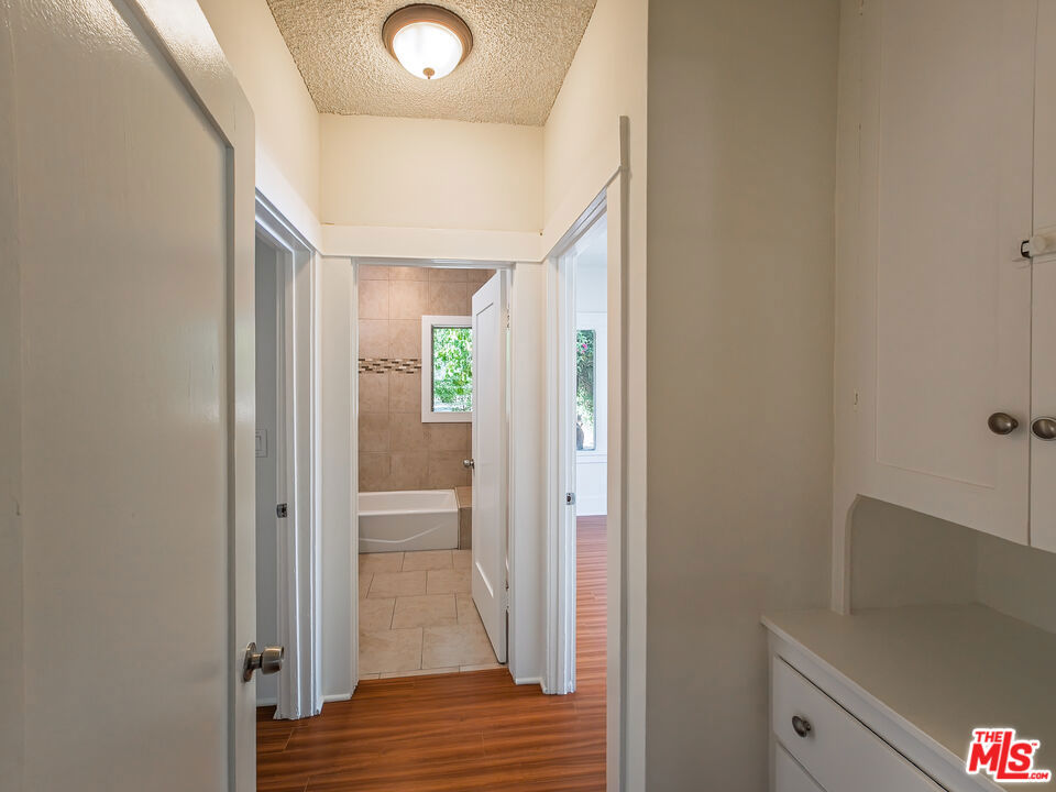 1315 Winchester Avenue Property Photo 18