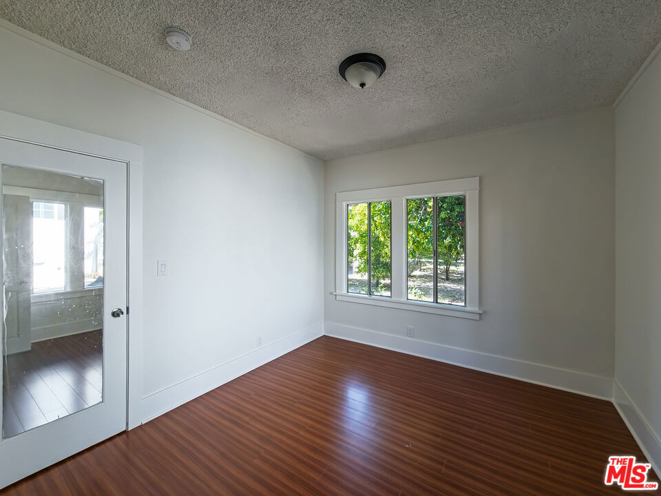 1315 Winchester Avenue Property Photo 20