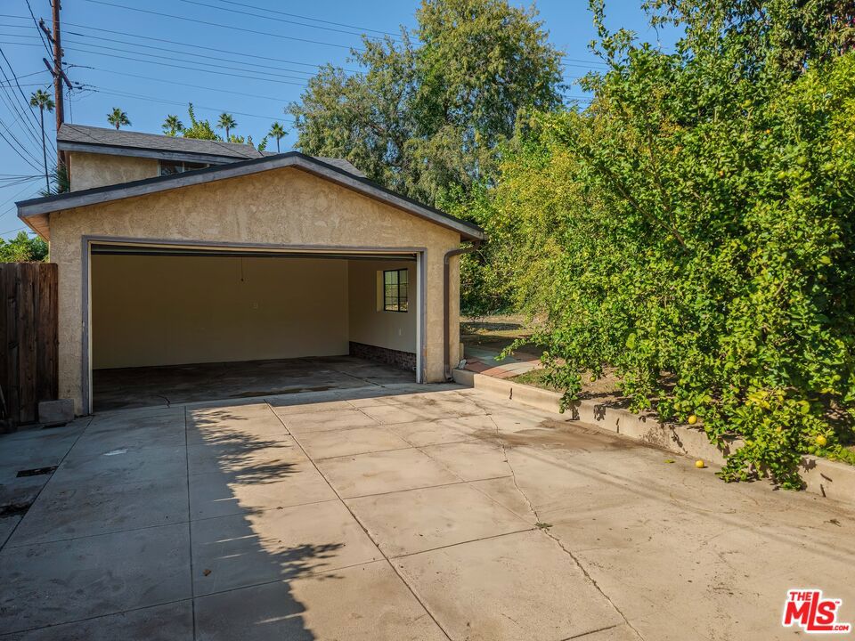 1315 Winchester Avenue Property Photo 22